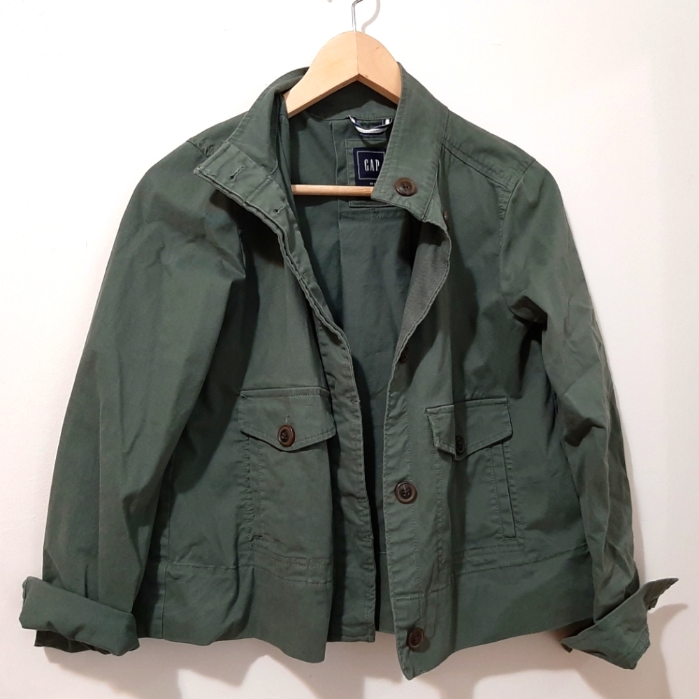 Cropped Jacket - Picture 1 of 3
